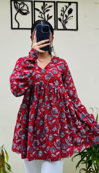 Trendy Maroon V-Neck Botanical Printed Short Kurti for Women – Viscose Rayon